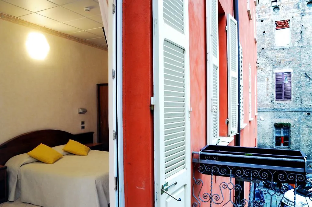 Hotel Button Parma