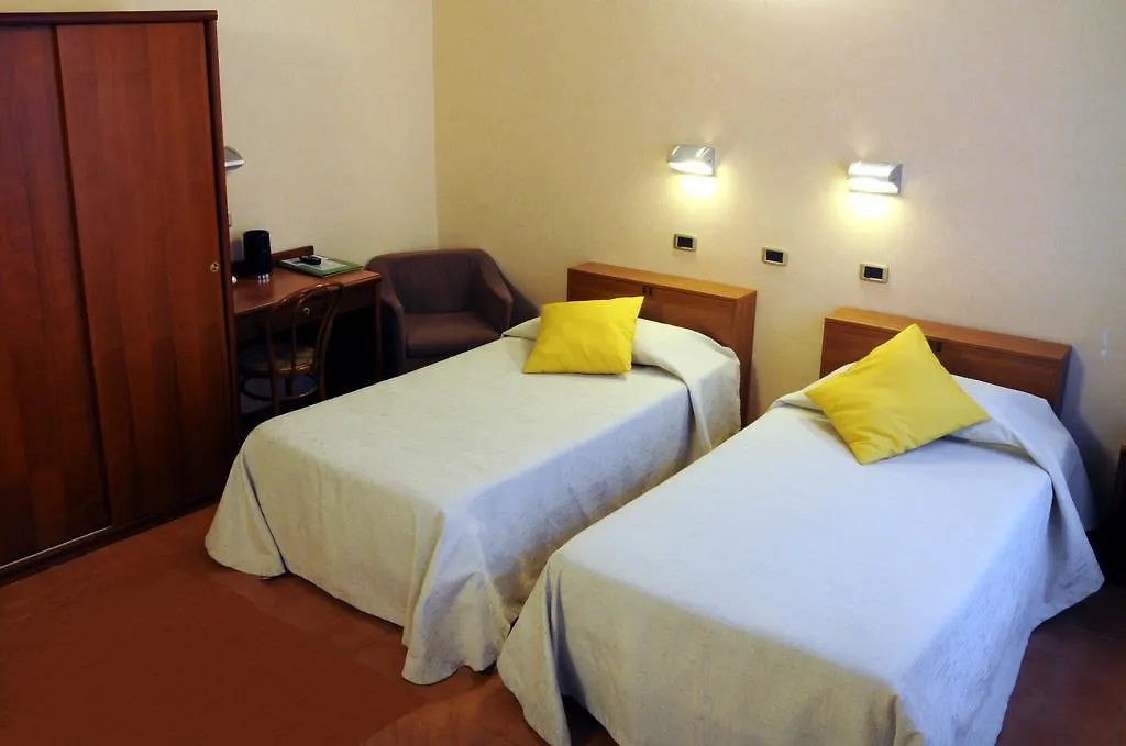 Hotel Button Parma