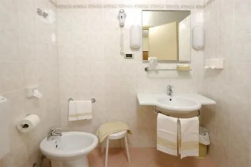 Hotel Button Parma 3*,  Italy